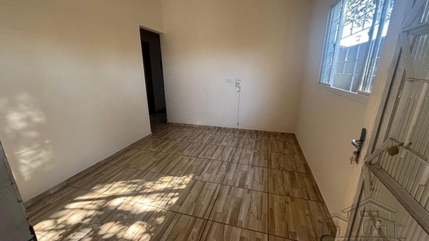CASA NA Vila Mercedes em Assis