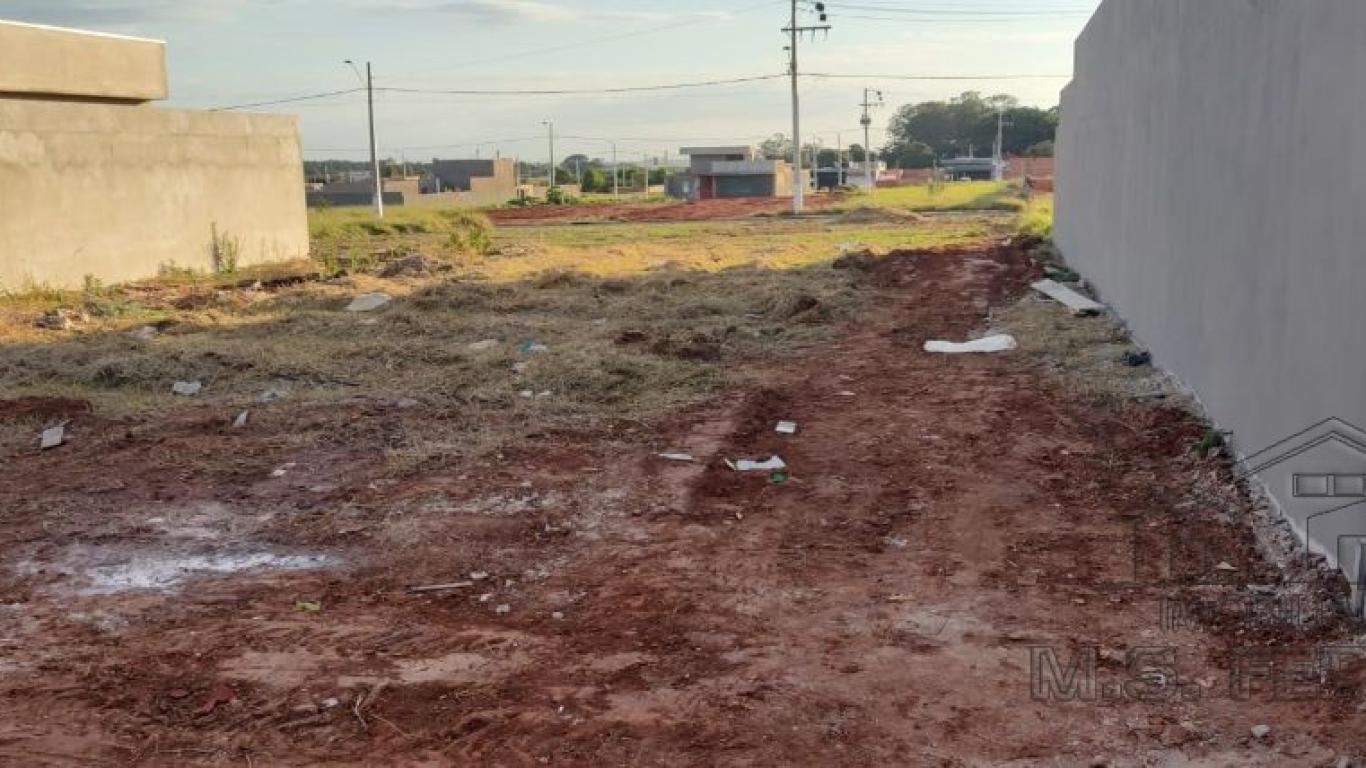 TERRENO NO Jardim Valência em Assis