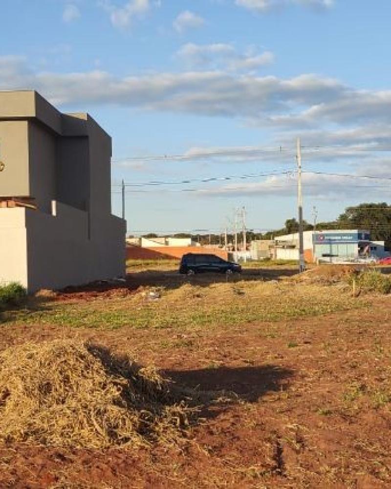 TERRENO NO Jardim Valência em Assis