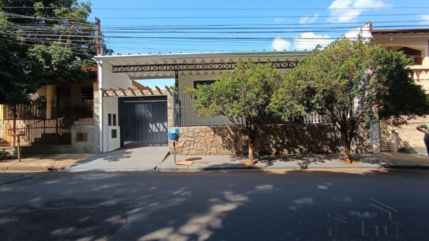 CASA NA Centro em Assis