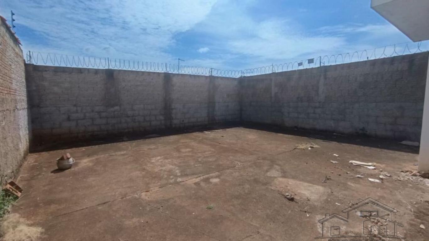 CASA NA Conjunto Habitacional São Judas Tadeu em Assis
