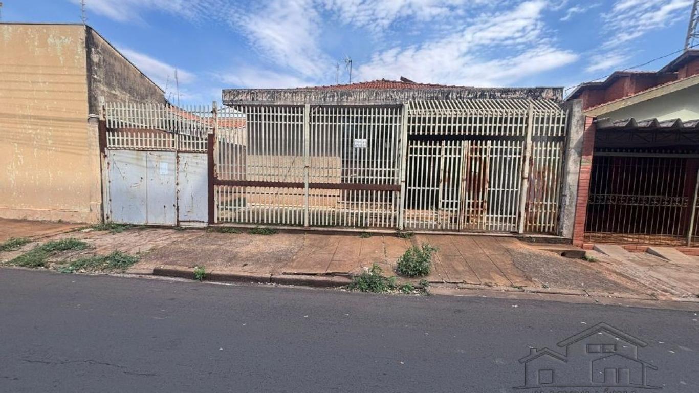 CASA NA Vila Xavier em Assis