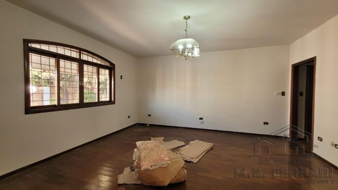 CASA NA Vila Xavier em Assis