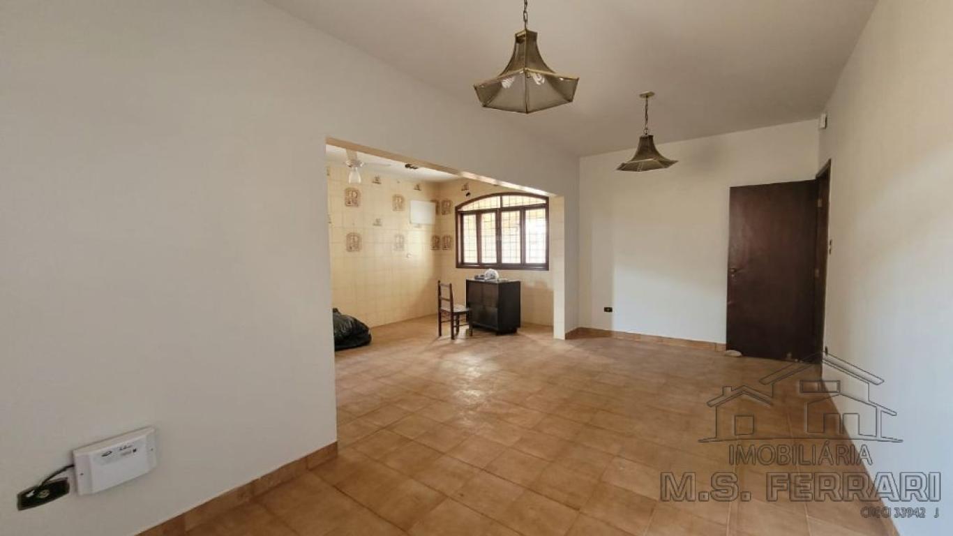 CASA NA Vila Xavier em Assis
