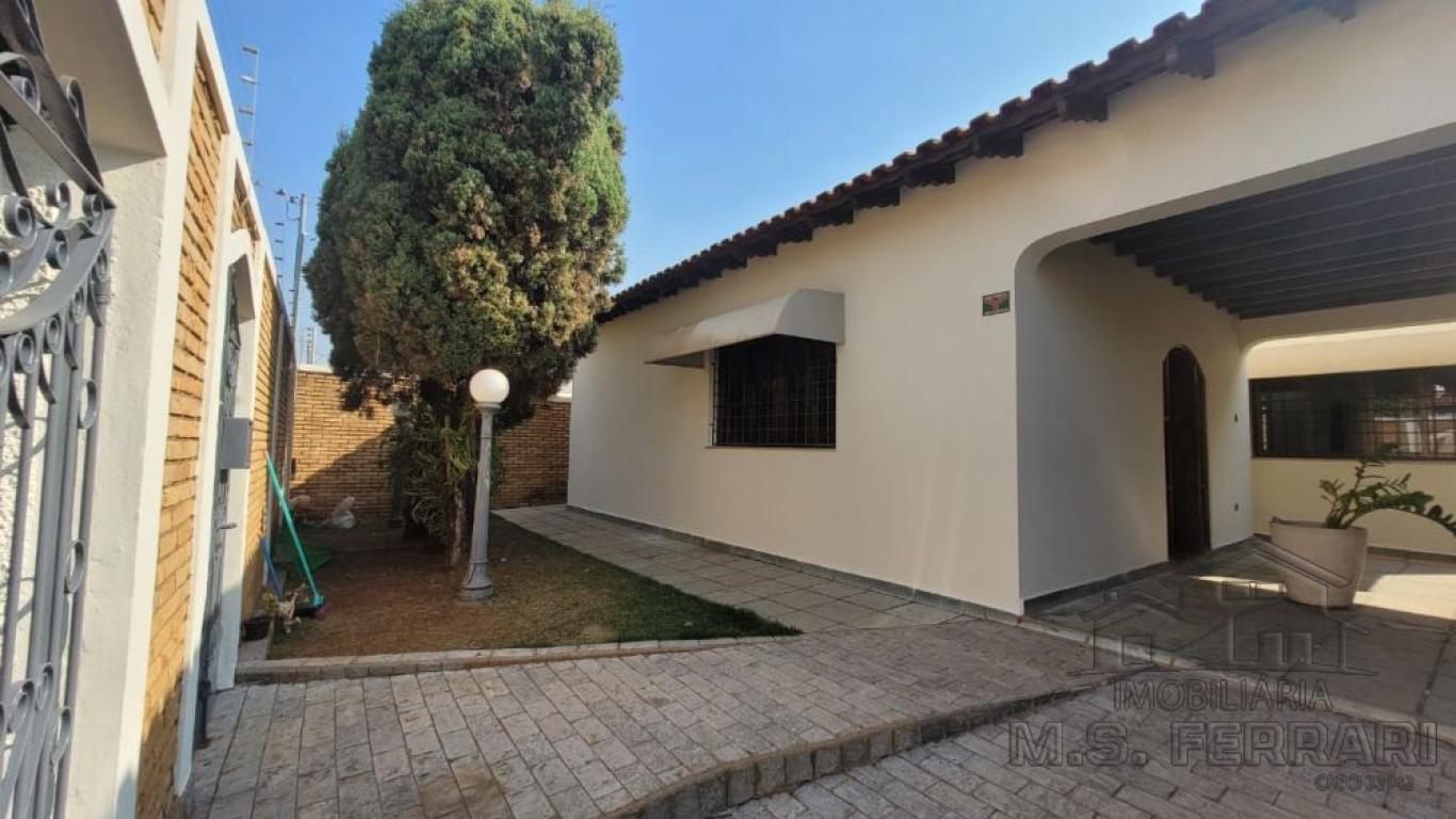 CASA NA Vila Xavier em Assis