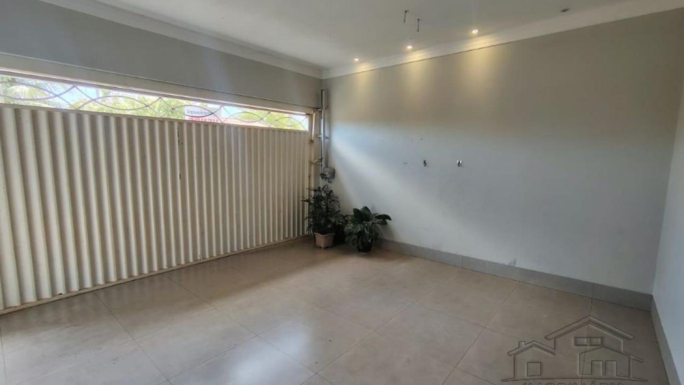 CASA NO Parque Universitário em Assis