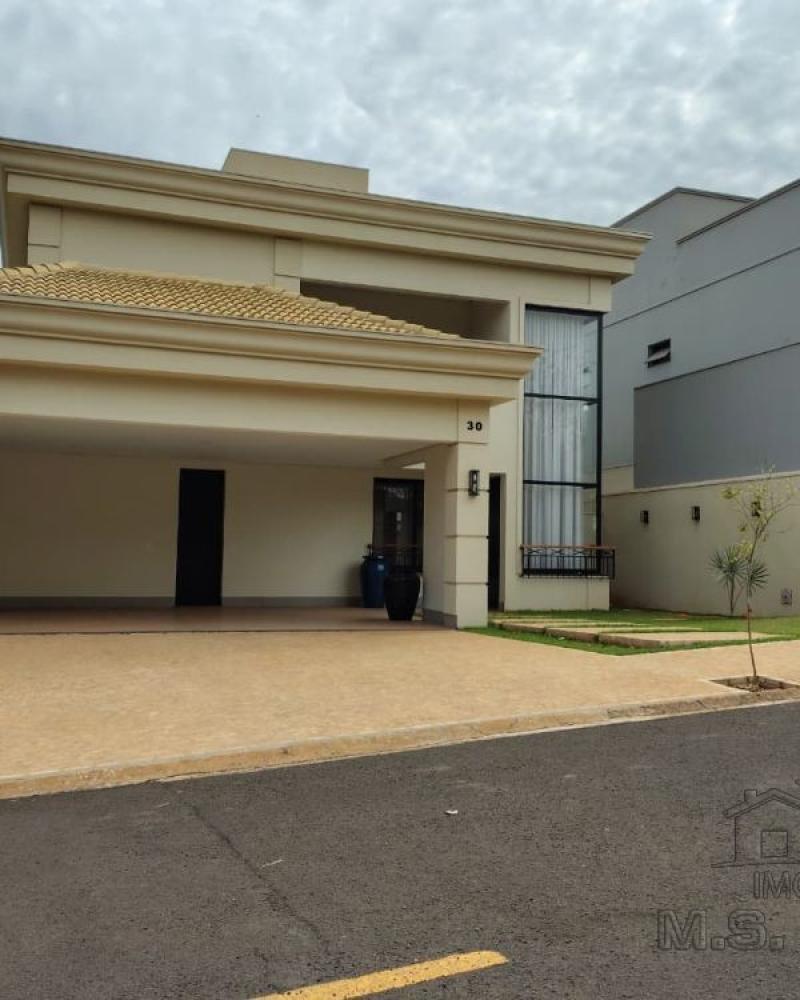 CASA NA Renascence Residencial em Assis