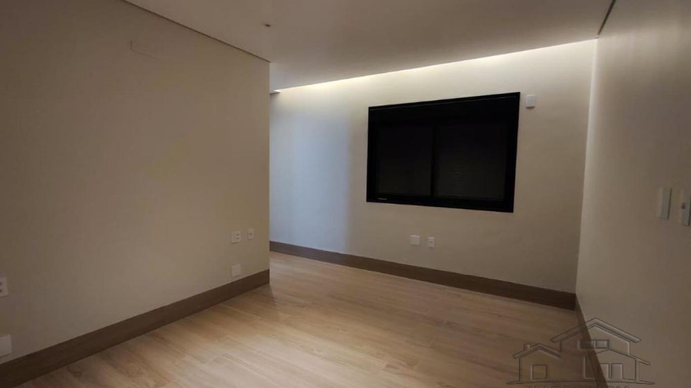 CASA NA Renascence Residencial em Assis