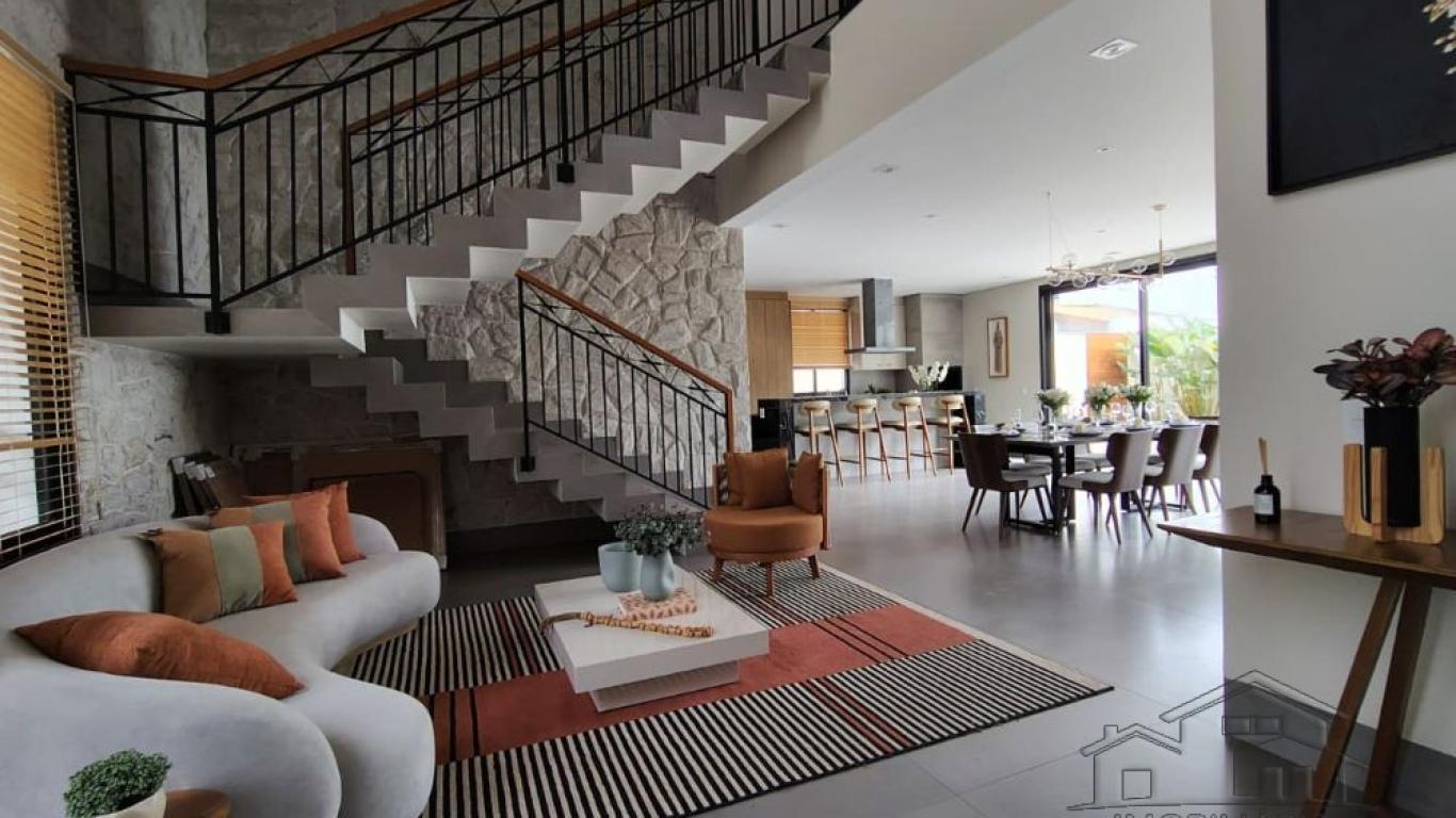 CASA NA Renascence Residencial em Assis