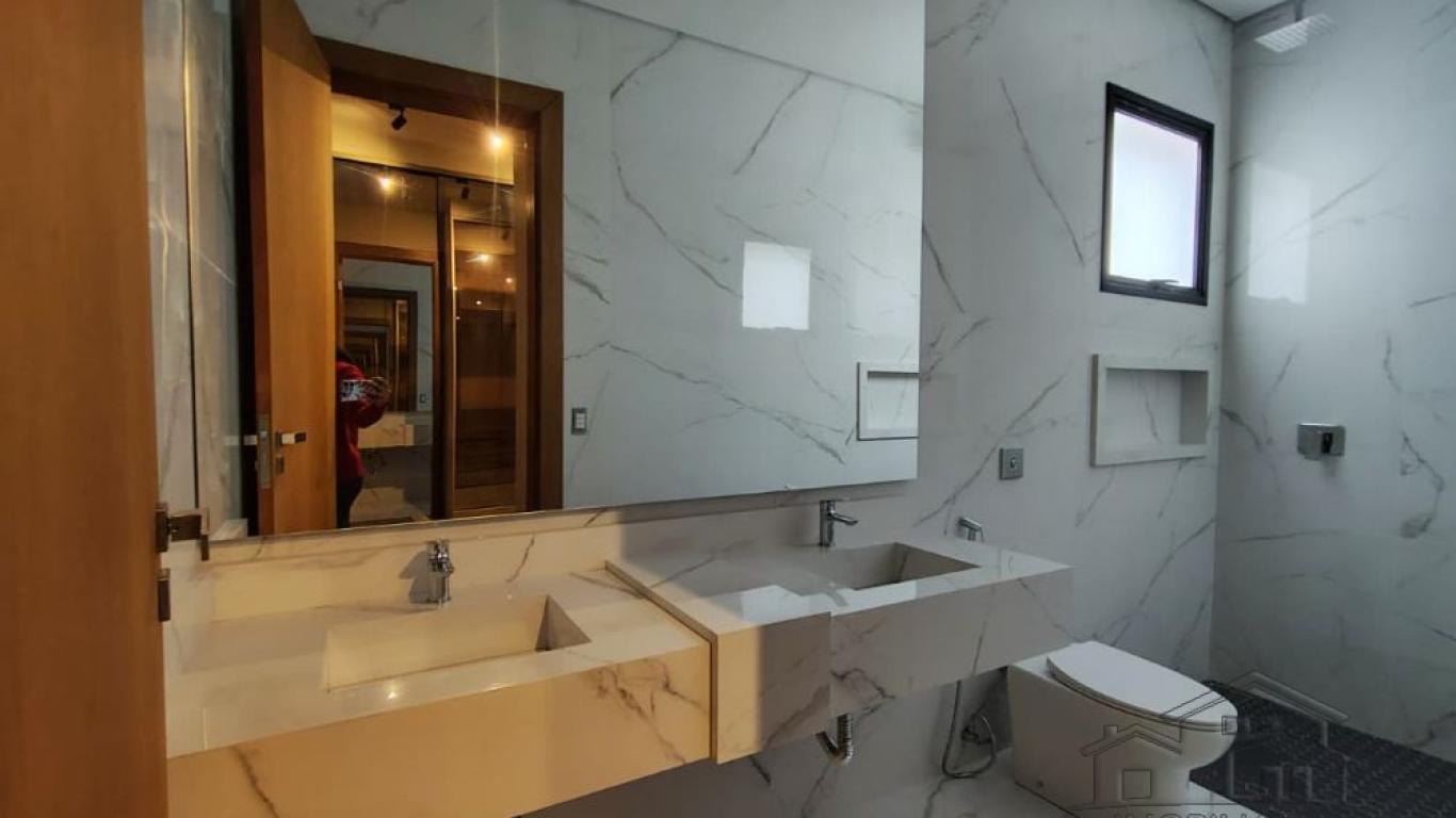 CASA NA Renascence Residencial em Assis