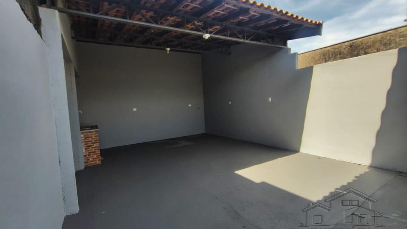 CASA NA Vila Progresso em Assis