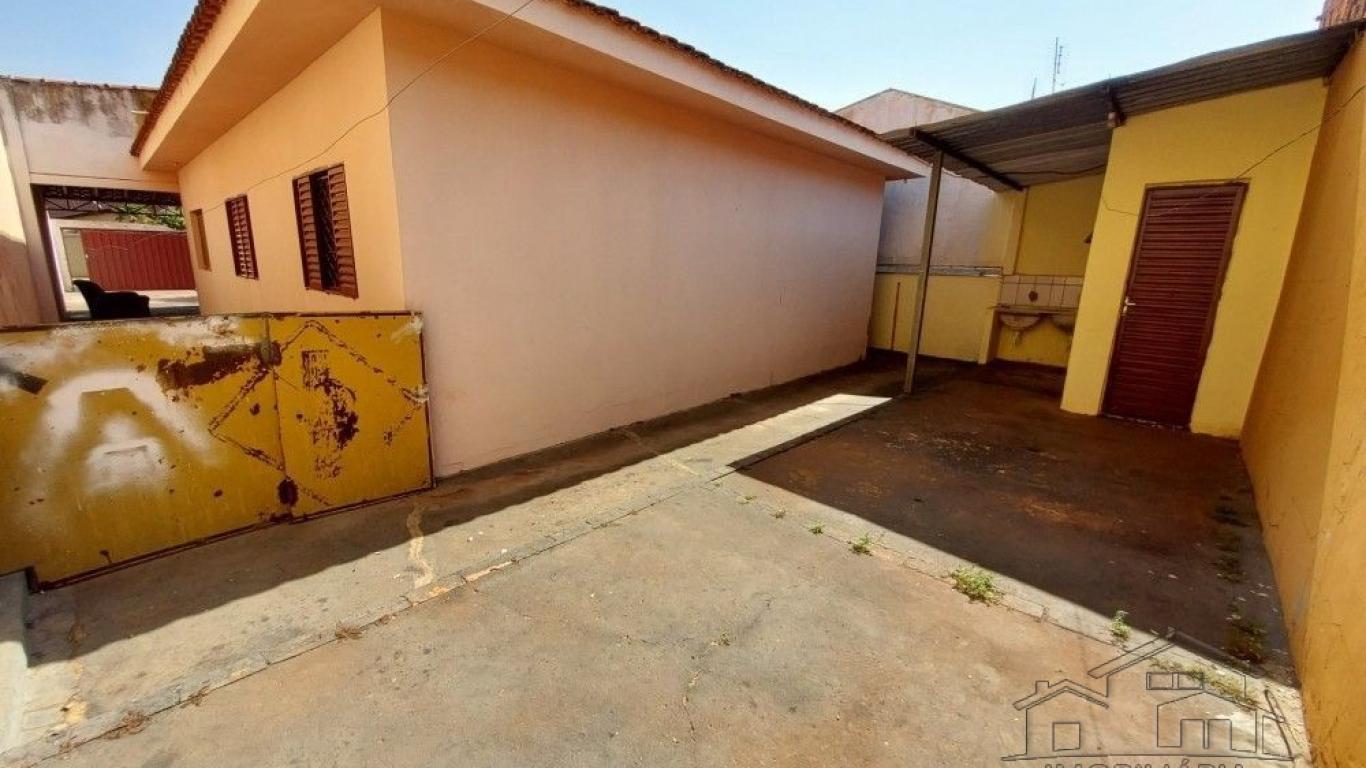 CASA NO Jardim Paraná em Assis
