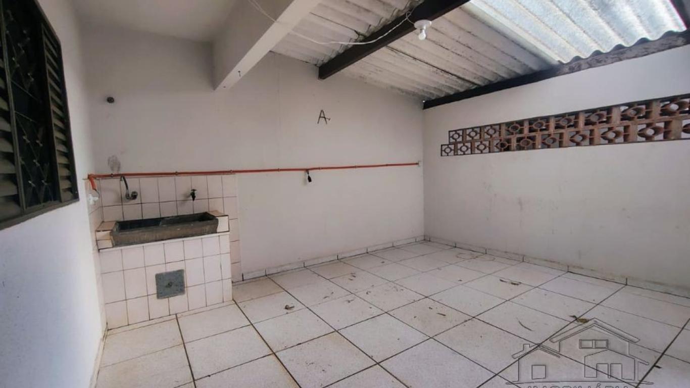 CASA NA Vila Ribeiro em Assis