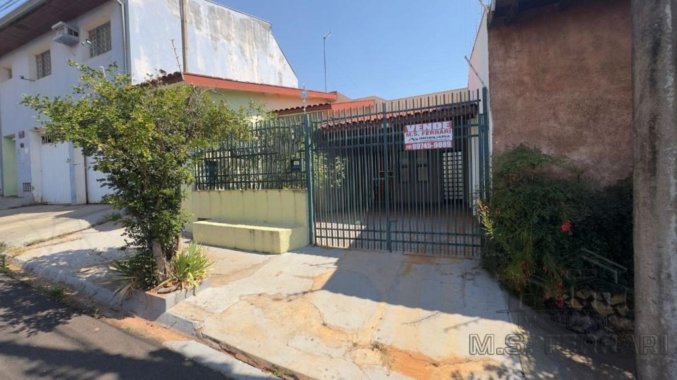 CASA NO Jardim Canadá em Assis