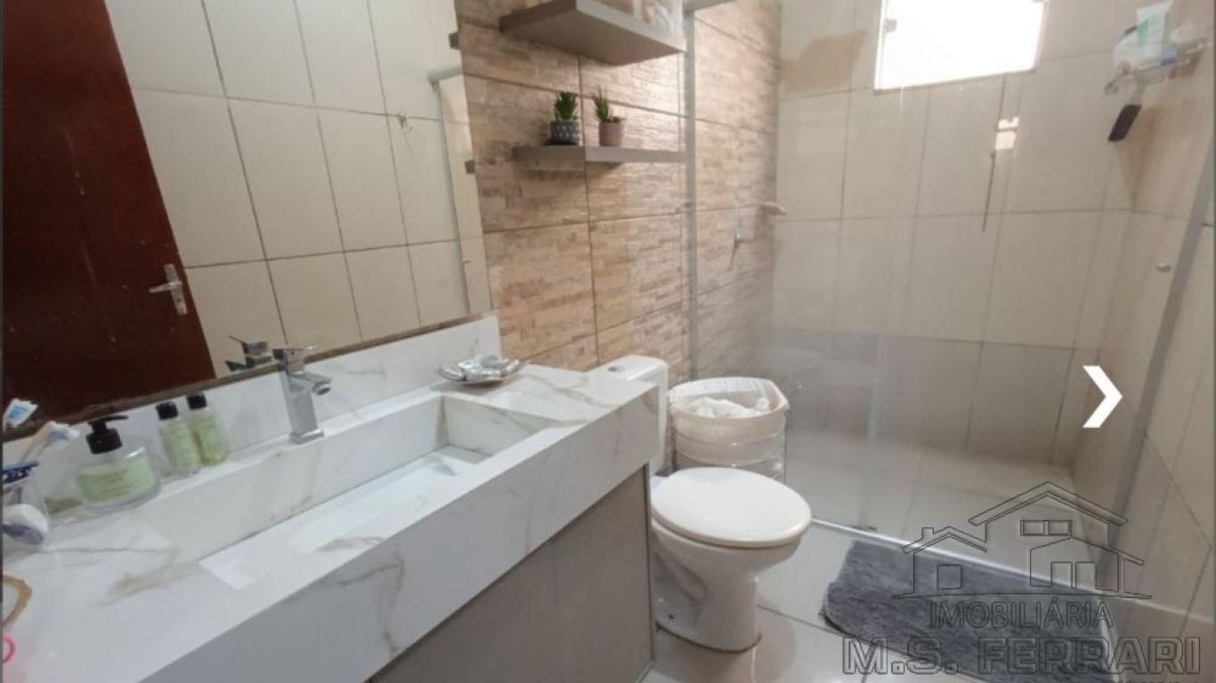 CASA NA Vila Progresso em Assis