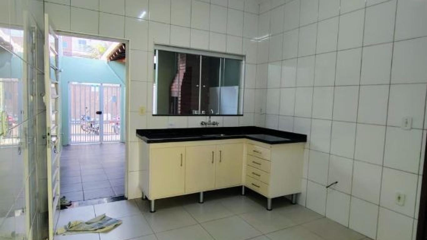CASA NA Vila Clementina em Assis