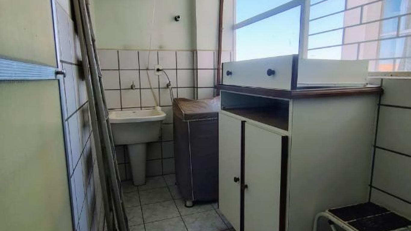 APARTAMENTO NA Vila Rosangela em Assis
