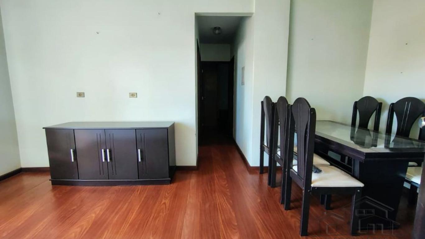 APARTAMENTO NA Vila Rosangela em Assis