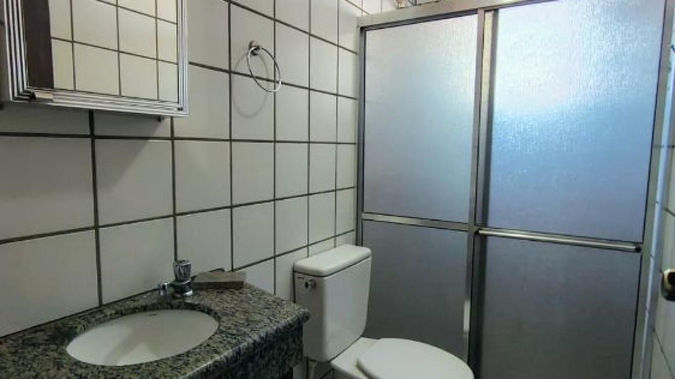 APARTAMENTO NA Vila Rosangela em Assis