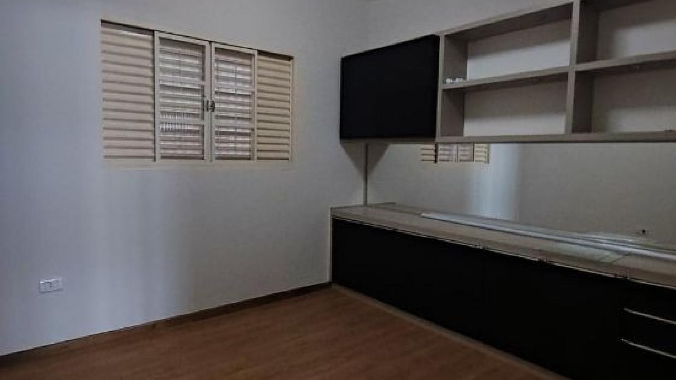 CASA NA Centro em Assis