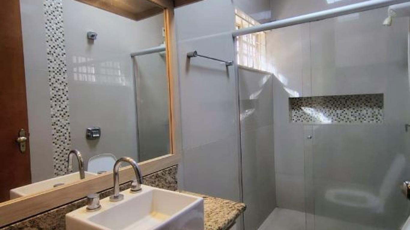 CASA NA Centro em Assis