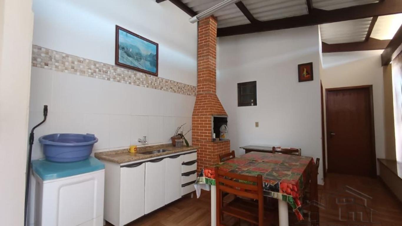 CASA NA Vila Ribeiro em Assis