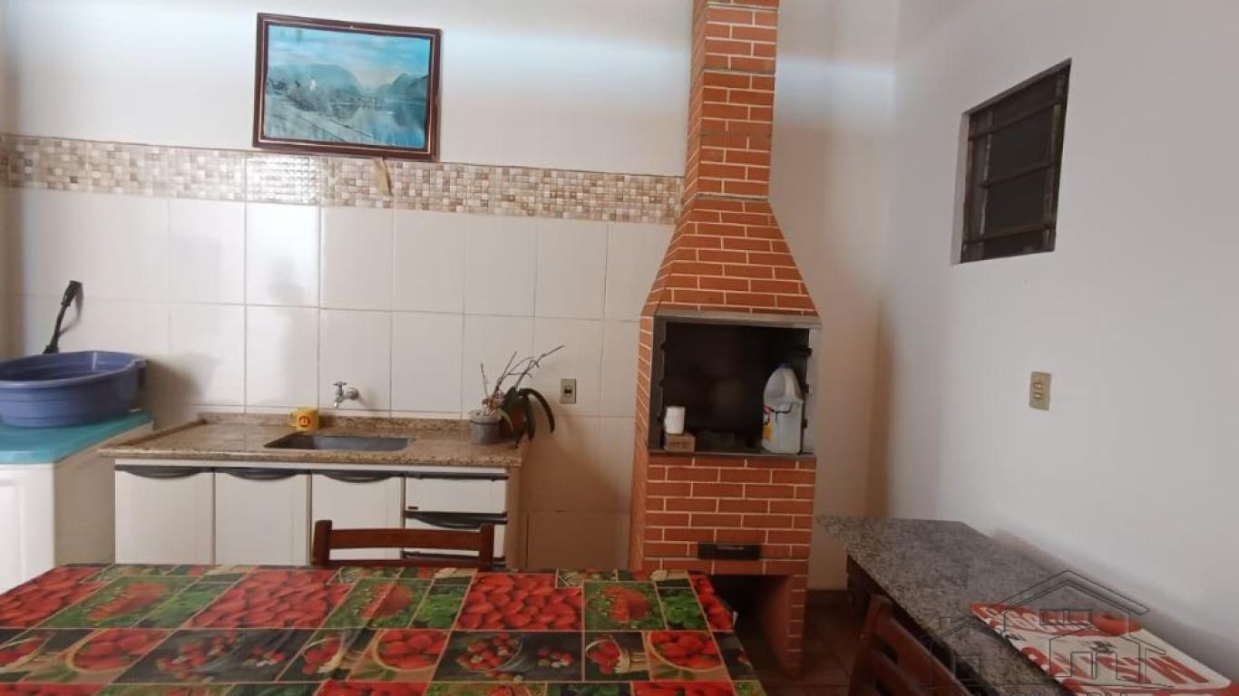 CASA NA Vila Ribeiro em Assis