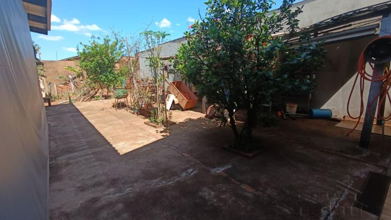 CASA NA Vila Ribeiro em Assis