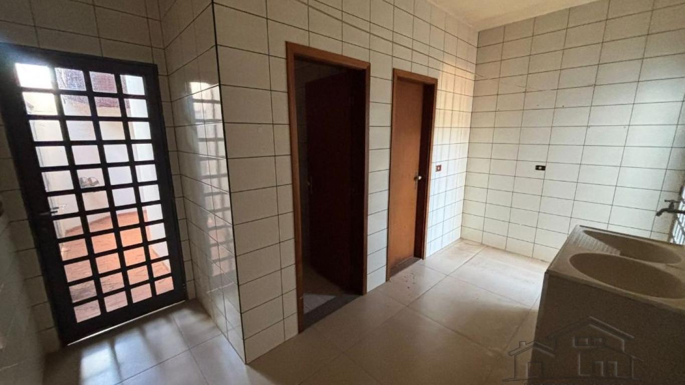 CASA NO Jardim Europa em Assis
