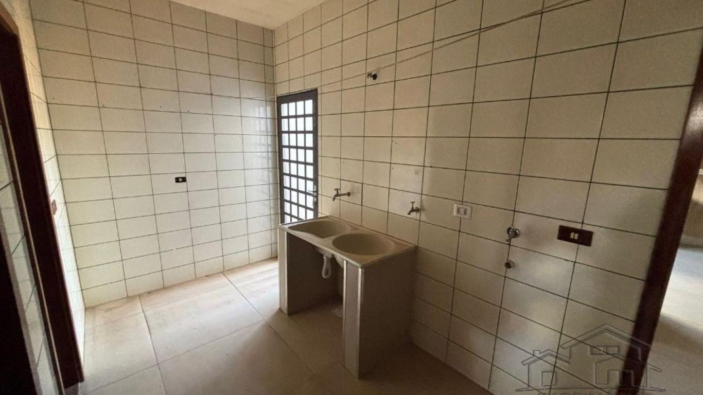CASA NO Jardim Europa em Assis