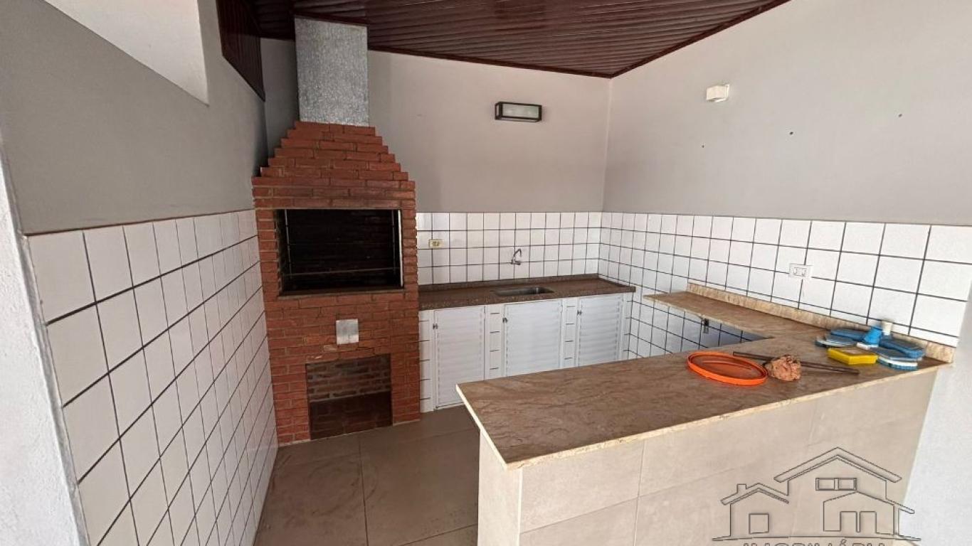 CASA NO Jardim Europa em Assis