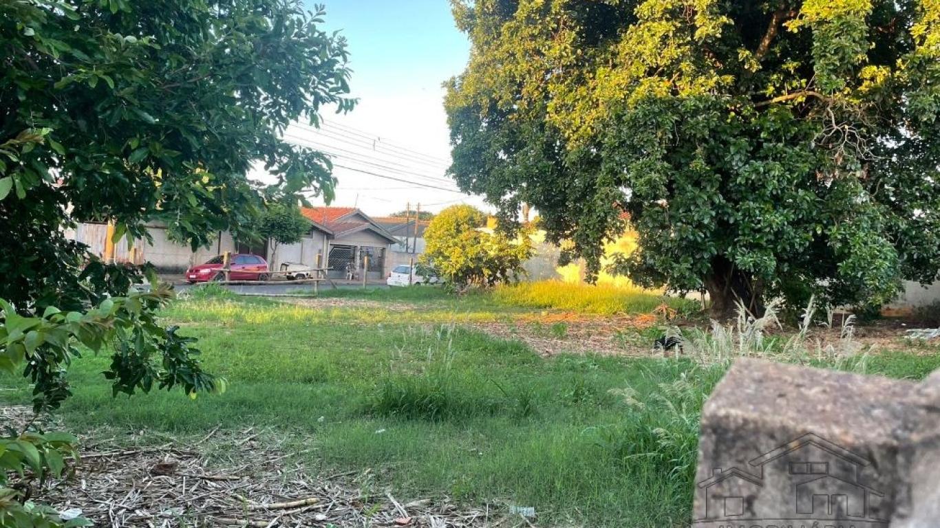 TERRENO NA Vila Progresso em Assis