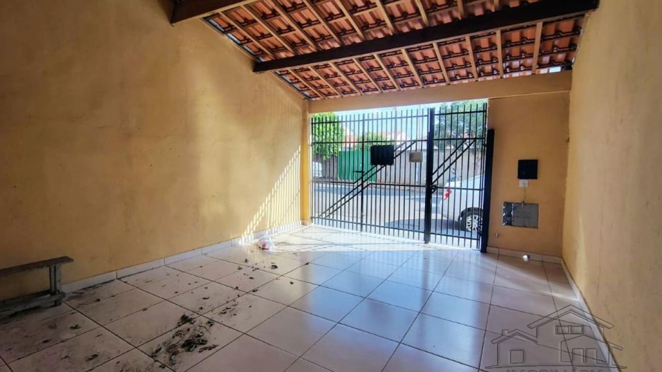 CASA NA BNH em Assis