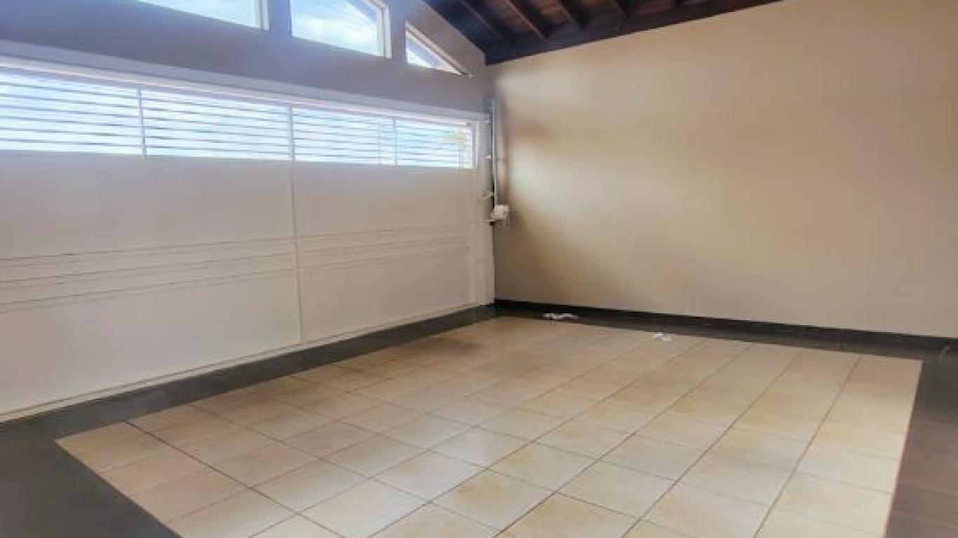 CASA NO Jardim Europa em Assis