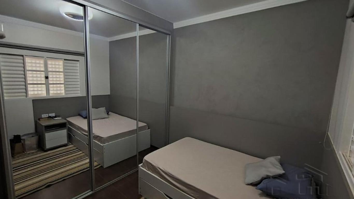 CASA NO Jardim Europa em Assis