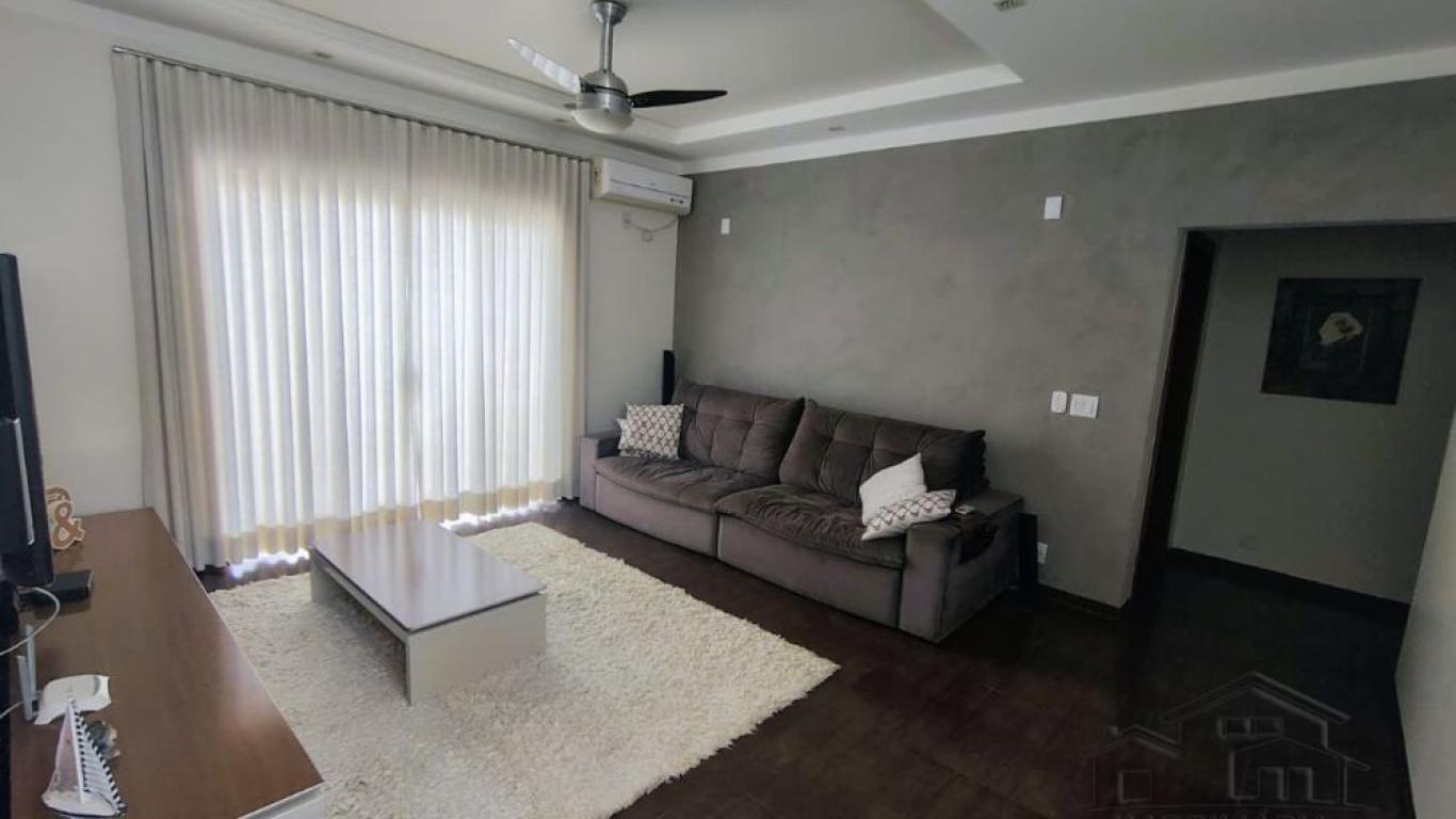 CASA NO Jardim Europa em Assis