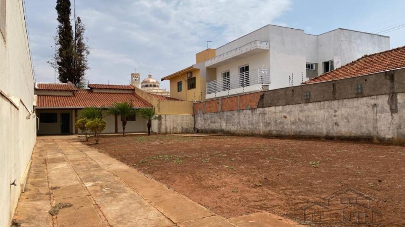 CASA NA Centro em Assis