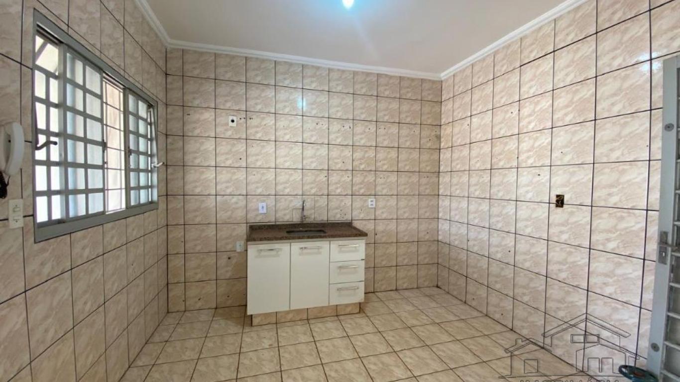 CASA NA Centro em Assis