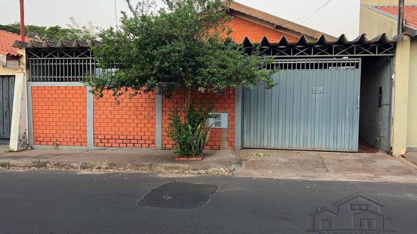 CASA NA Vila Ebenezer em Assis