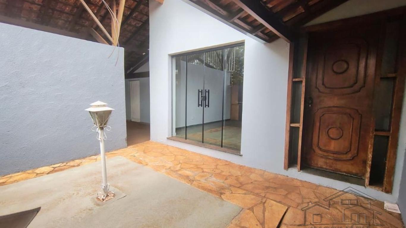 CASA NA Vila Brasileira em Assis