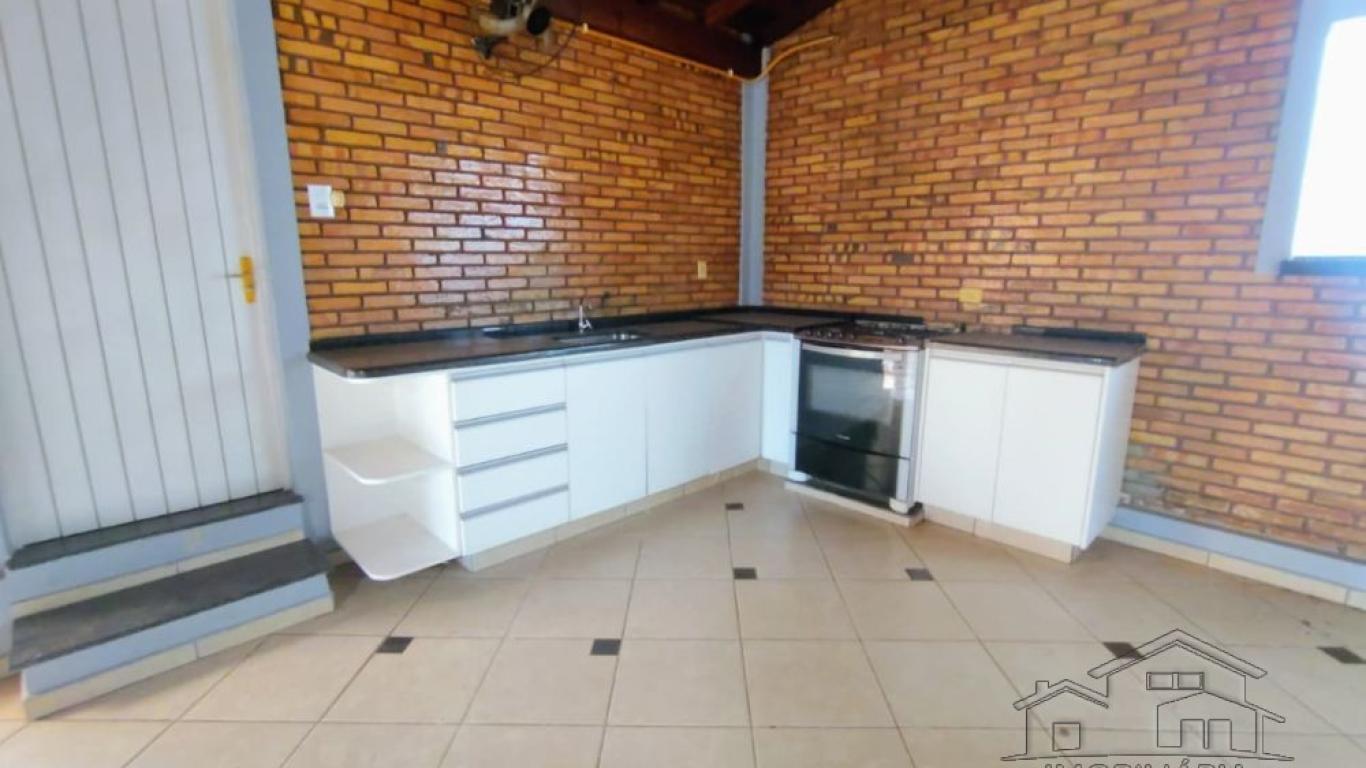 CASA NA Vila Central em Assis
