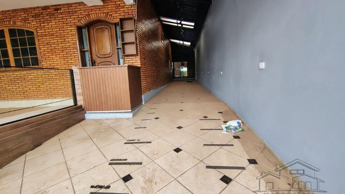 CASA NA Vila Central em Assis
