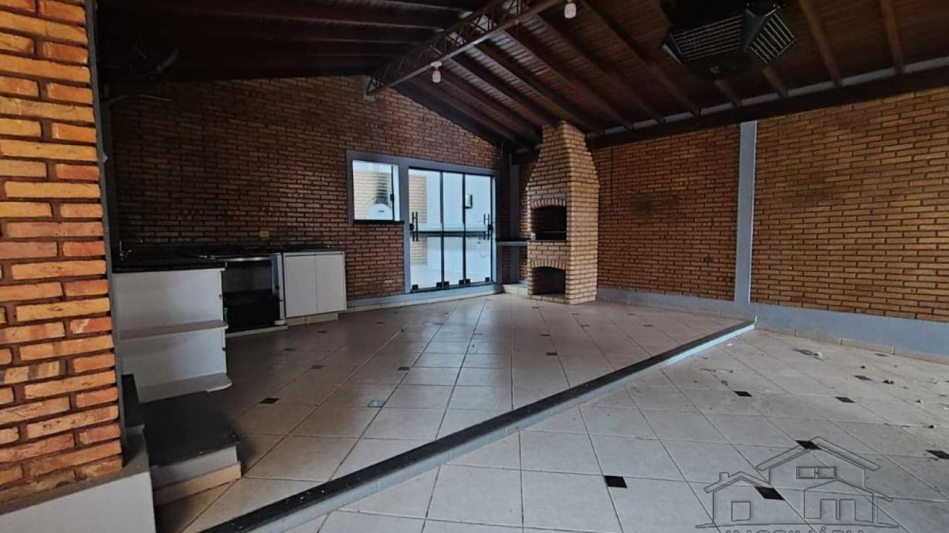 CASA NA Vila Central em Assis