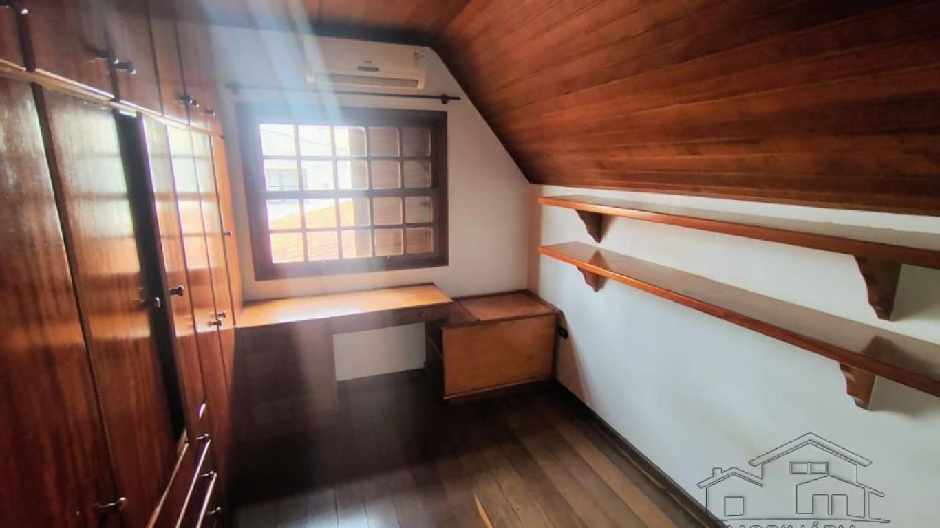 CASA NA Vila Central em Assis