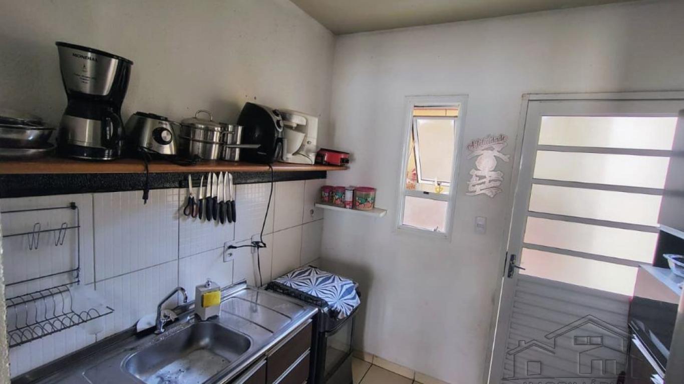 CASA NO Jardim Nossa Senhora de Fátima em Assis