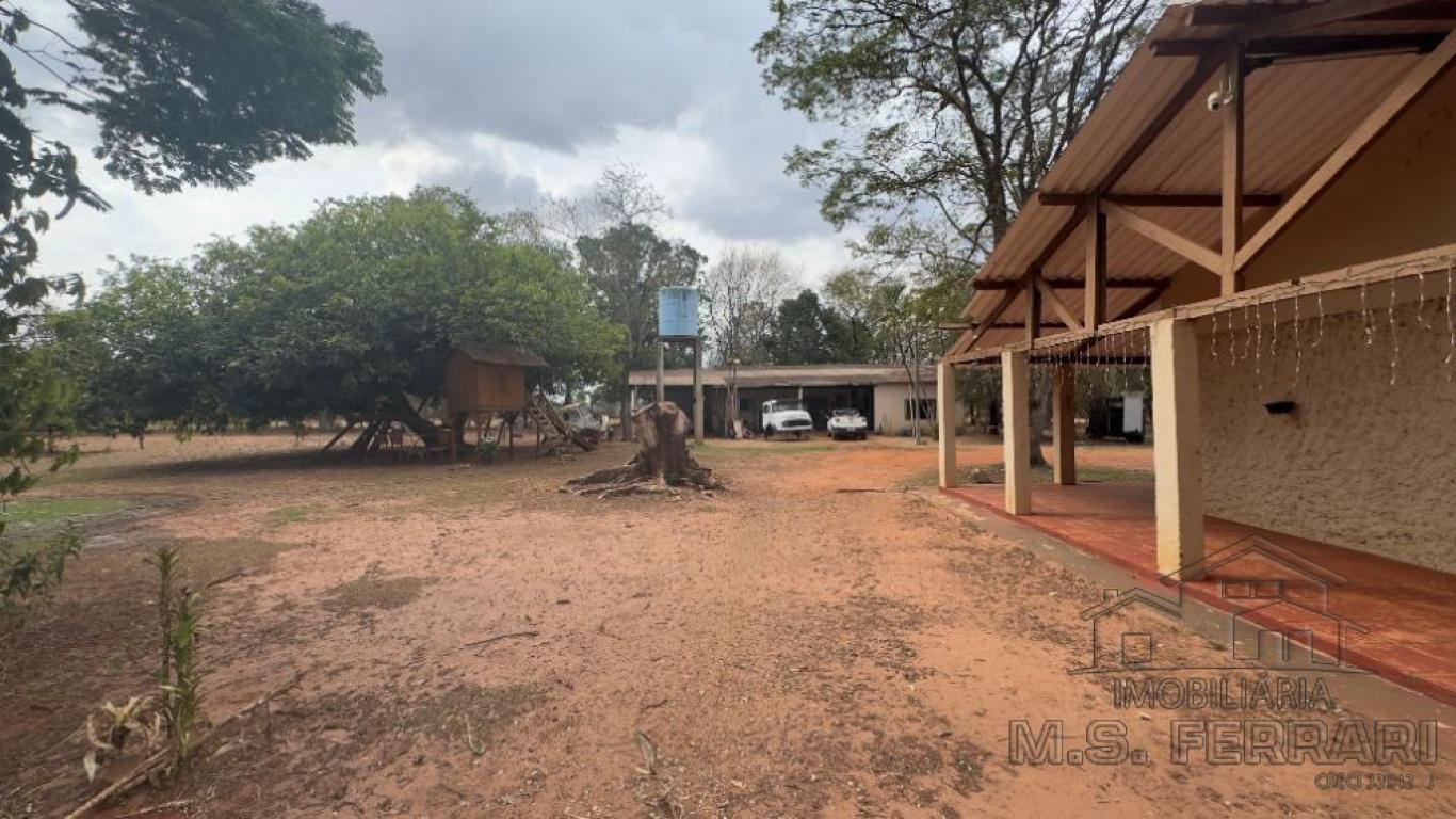 CHÁCARA NA PROX A FICAR em Assis