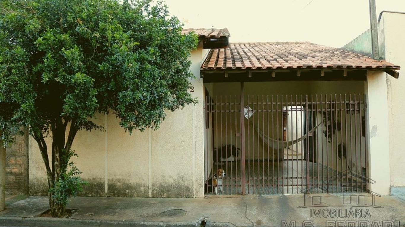 CASA NO Parque das Flores em Assis