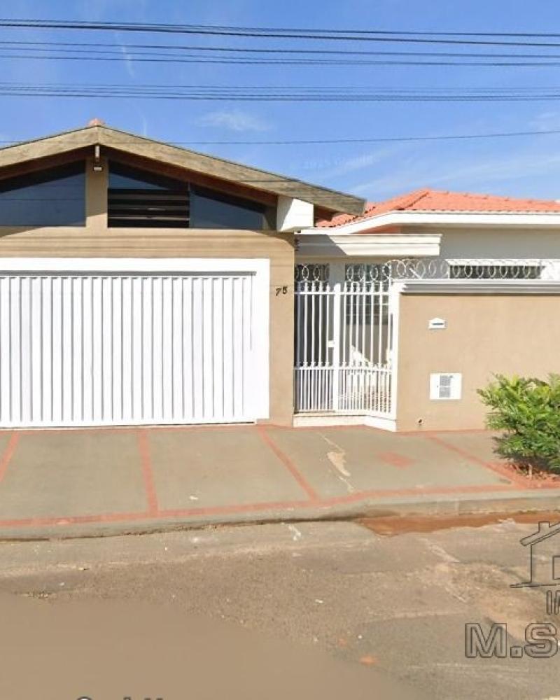 CASA NA Centro em Assis