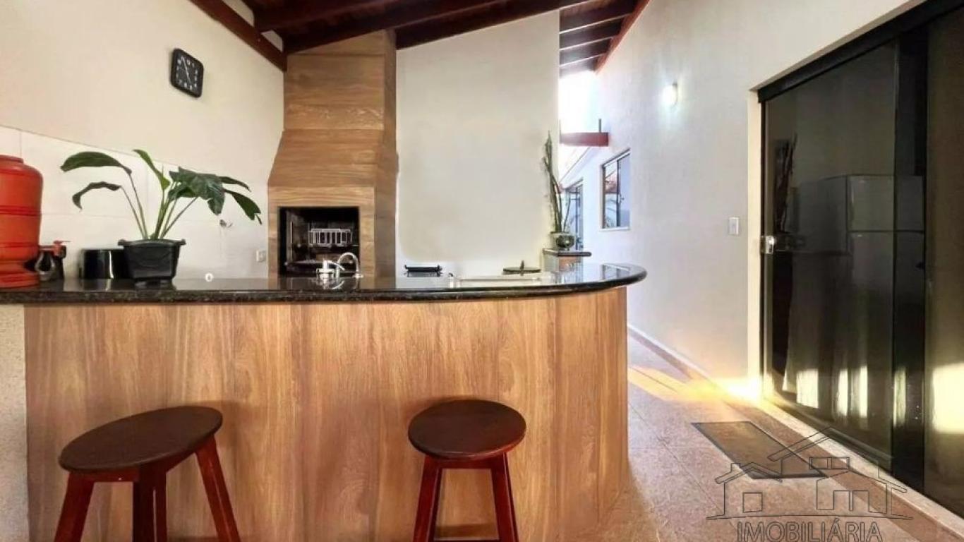 CASA NA Centro em Assis