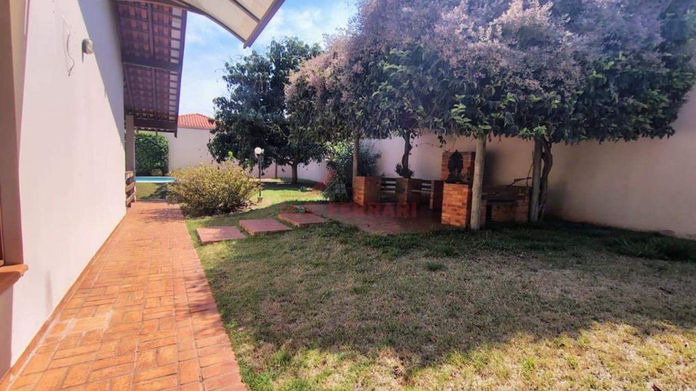 CASA NO Jardim Europa em Assis